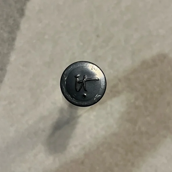 It Cosmetics Double Bye Bye Foundation Brush NEW Sealed white dual end conceal - Picture 3 of 3